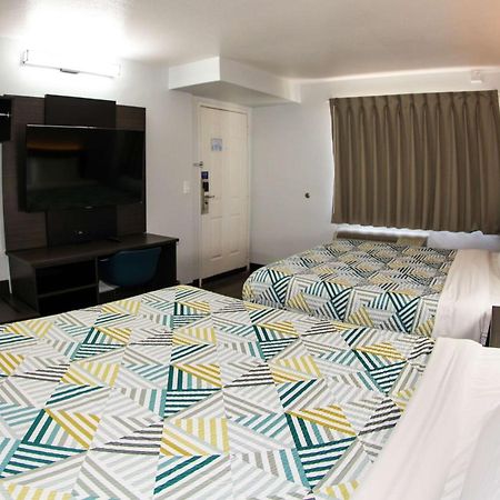 Motel 6-Sacramento, Ca - Old Sacramento North מראה חיצוני תמונה
