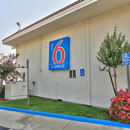 Motel 6-Sacramento, Ca - Old Sacramento North מראה חיצוני תמונה